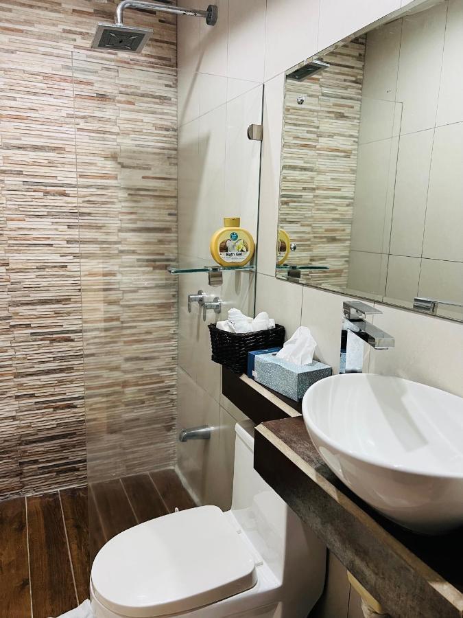 Don Jarvey I Bed & Breakfast Monteverde Bagian luar foto